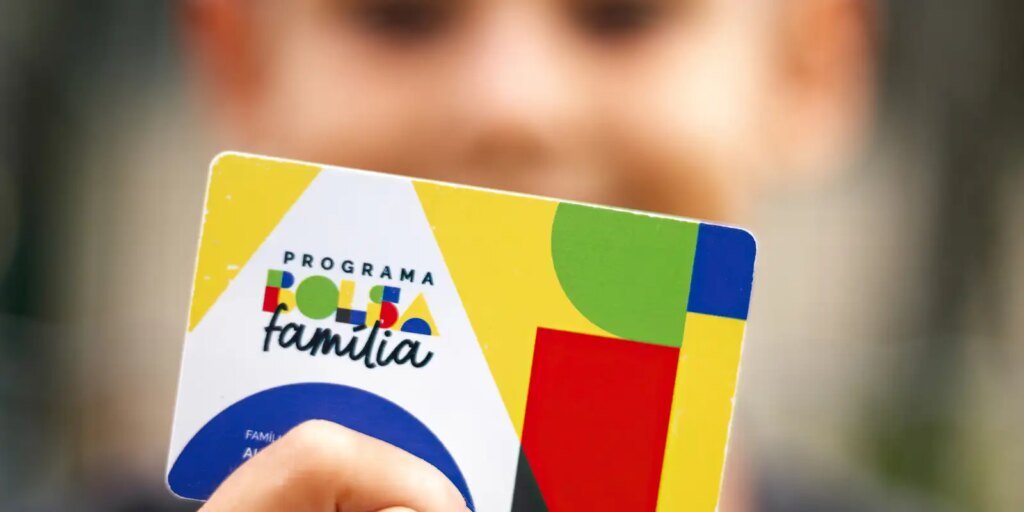 Caixa paga Bolsa Família a beneficiários com NIS de final 2 Caixa paga Bolsa Família a beneficiários com NIS de final 2