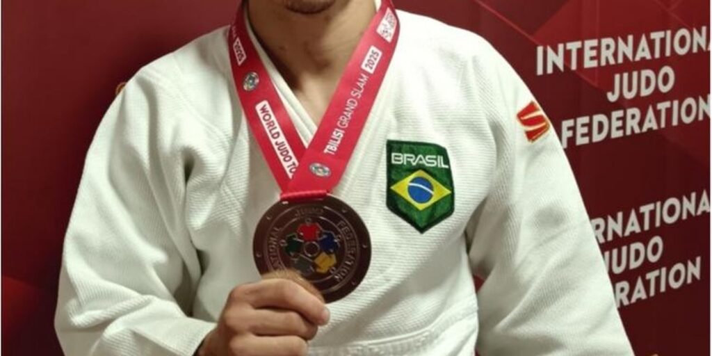Judô: Michel Augusto garante prata no 1º dia do Grand Slam de Tbilisi Judô: Michel Augusto garante prata no 1º dia do Grand Slam de Tbilisi